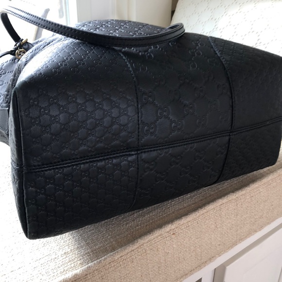 AUTHENTIC Gucci embossed satchel - Picture 5 of 8